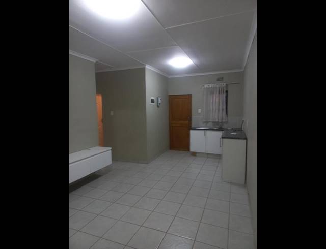 2 BEDROOM HOUSE FOR SALE IN QUEENSTOWN CENTRAL
